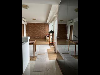Soho - Centrestage 04