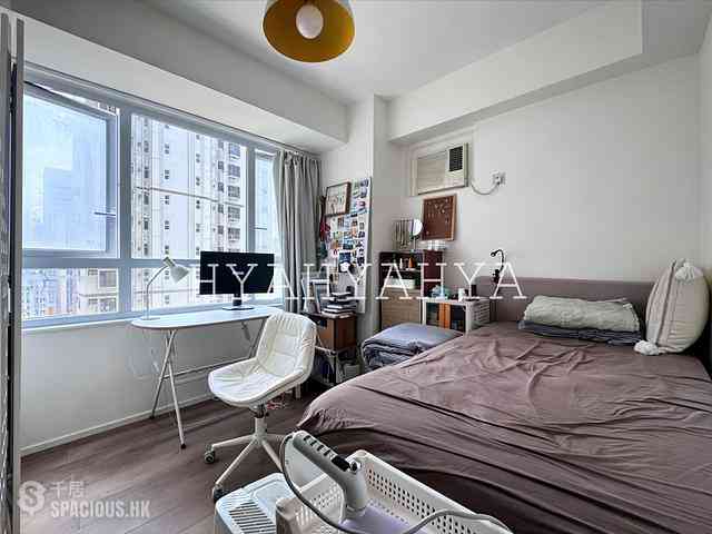 Mid Levels Central - Ying Fai Court 03