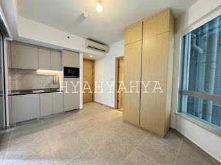 Sai Ying Pun - No.8 Hing Hon Road (Resiglow-Bonham) 03