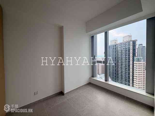Sai Ying Pun - No.8 Hing Hon Road (Resiglow-Bonham) 03