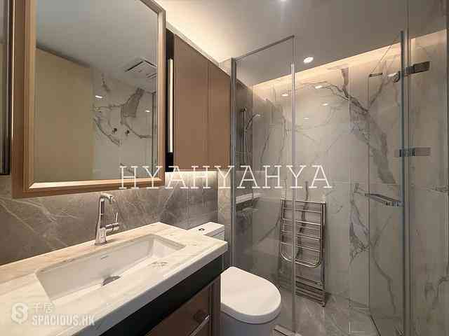 Sai Ying Pun - No.8 Hing Hon Road (Resiglow-Bonham) 08
