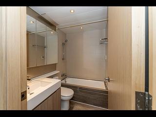 Tung Chung - The Visionary Tower 9 08