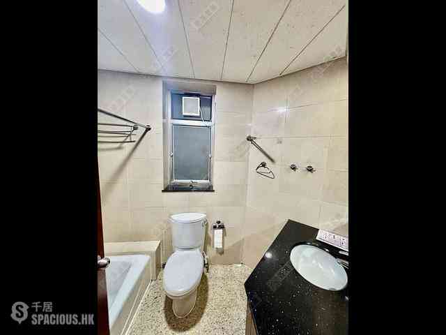 West Kowloon - Sorrento 06