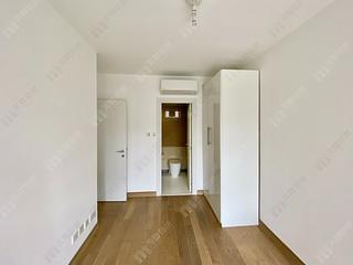 Soho - Centrestage 08