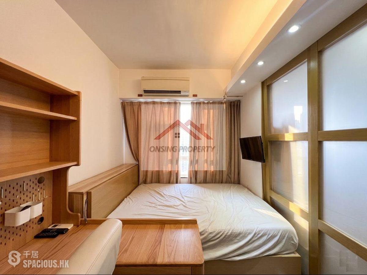 Sai Ying Pun - Hing Tai Building 01