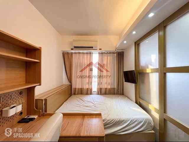 Sai Ying Pun - Hing Tai Building 01