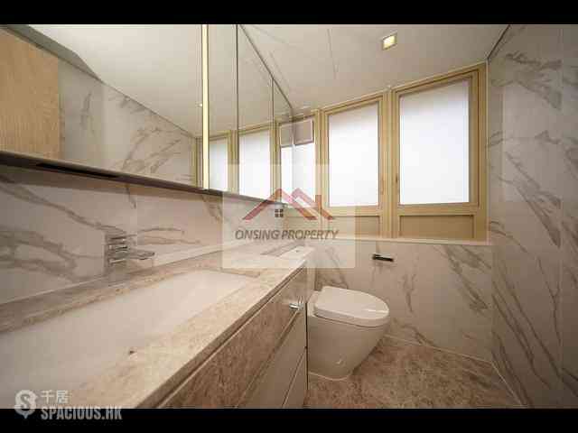 Mid Levels Central - St. Joan Court 05
