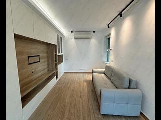 Wan Chai - Royal Court 04