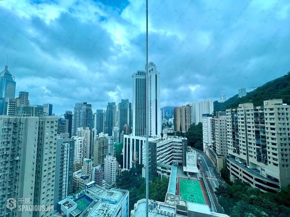 Wan Chai - Royal Court 01