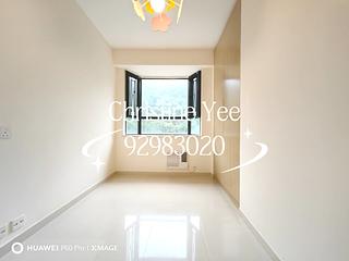 Tai Hang - Ronsdale Garden 07