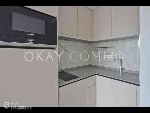 Sai Ying Pun - No.8 Hing Hon Road (Resiglow-Bonham) 03
