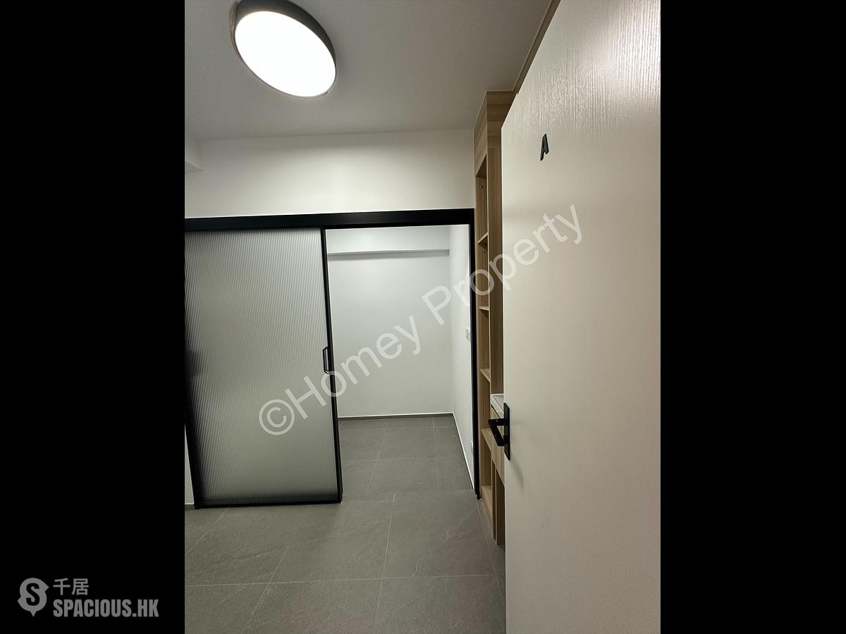 Causeway Bay - Shun Hing Building 01