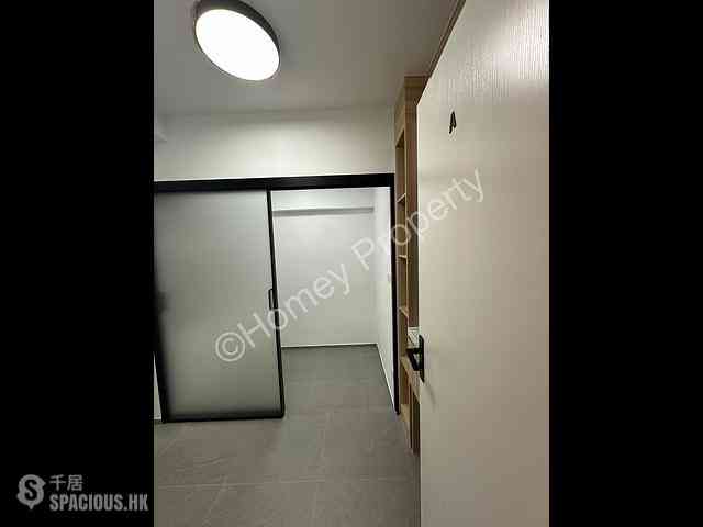 Causeway Bay - Shun Hing Building 01