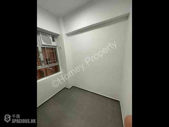 Causeway Bay - Shun Hing Building 03