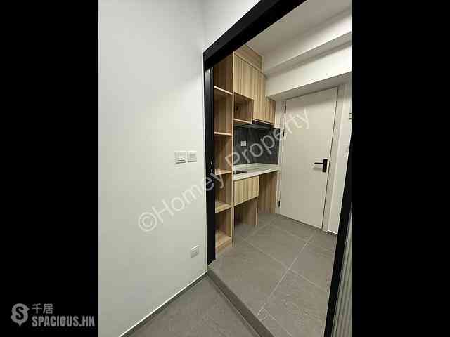 Causeway Bay - Shun Hing Building 04