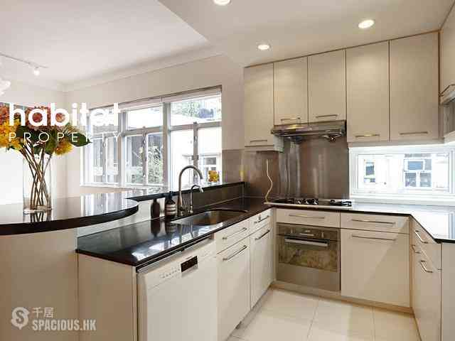 Mid Levels Central - Hong Lok Mansion 02