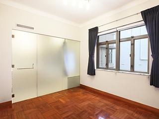 Mid Levels Central - Hong Lok Mansion 06