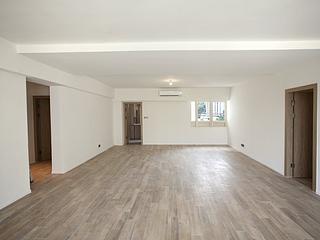 Mid Levels Central - St. Joan Court 02