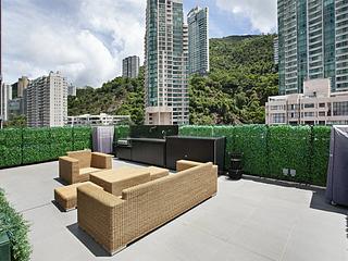 Mid Levels Central - St. Joan Court 06