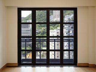Happy Valley - The Aster (Resiglow) 08