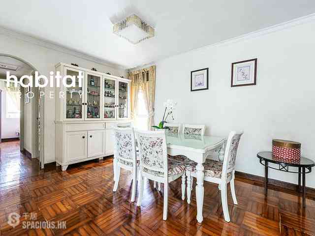 Pok Fu Lam - Four Winds Apartment 04