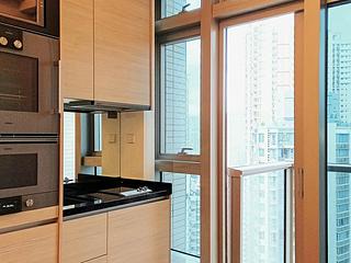 Wan Chai - The Avenue 04