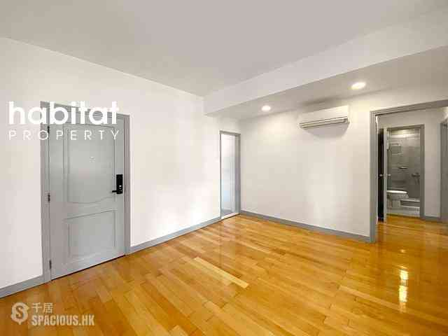 Wan Chai - Tak On Mansion 03
