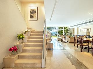 The Peak - Kellett Villas 15