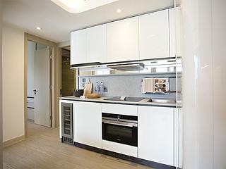Mid Levels Central - Townplace Soho 04