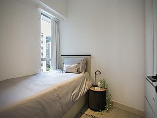 Mid Levels Central - Townplace Soho 06