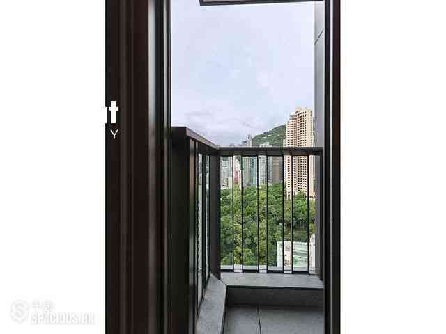 Mid Levels Central - Townplace Soho 03