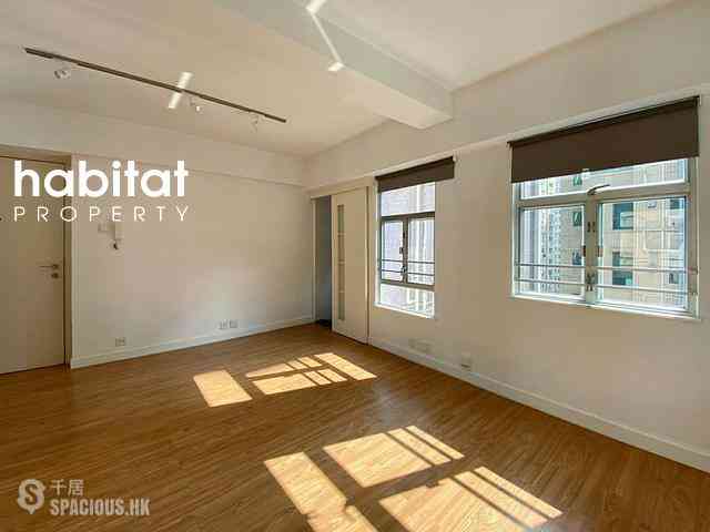 Sai Ying Pun - Charming Court 01