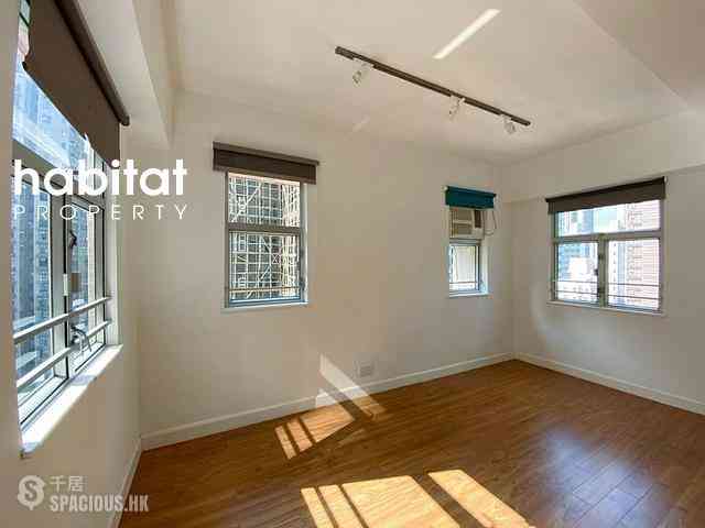 Sai Ying Pun - Charming Court 07