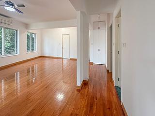 Mid Levels Central - Hong Lok Mansion 02