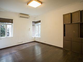 Mid Levels Central - Glory Mansion 07