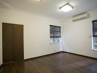 Mid Levels Central - Glory Mansion 09