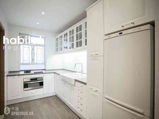 Mid Levels Central - Hong Lok Mansion 02
