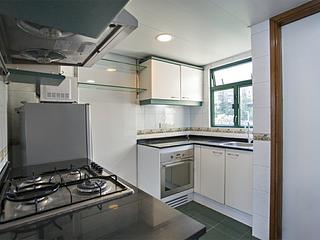 Stanley - Stanley Beach Villa 03