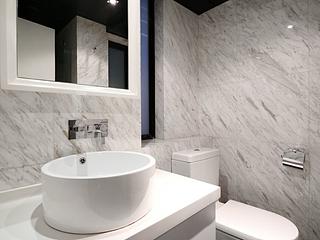 Sai Ying Pun - 255-257, Des Voeux Road West 02