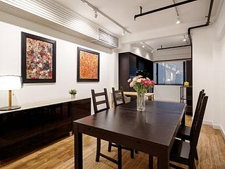 Sai Ying Pun - 255-257, Des Voeux Road West 03