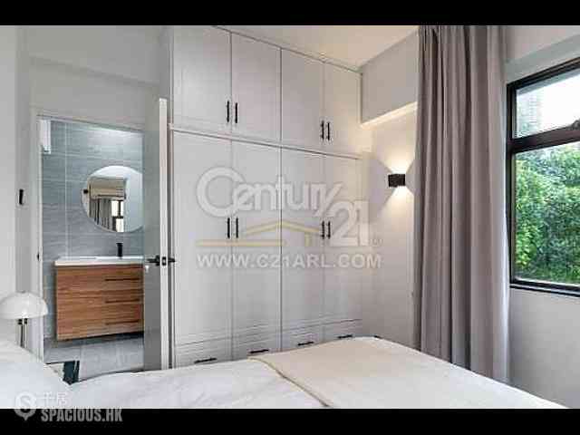 Soho - 147, Caine Road 04