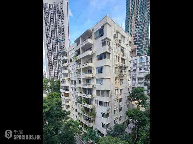 Mid Levels Central - Best View Court Block 68, Macdonnell Road 04