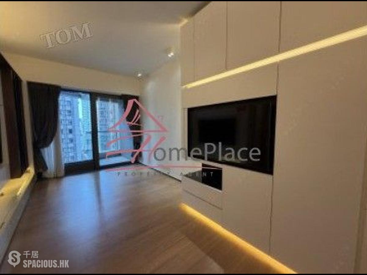 Mid Levels Central - Arezzo 01