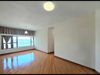 Tung Chung - Tung Chung Crescent 02