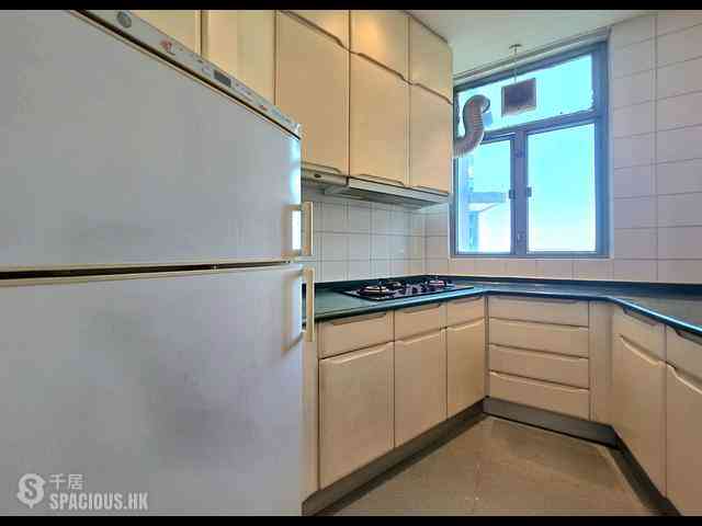 Tung Chung - Tung Chung Crescent 07