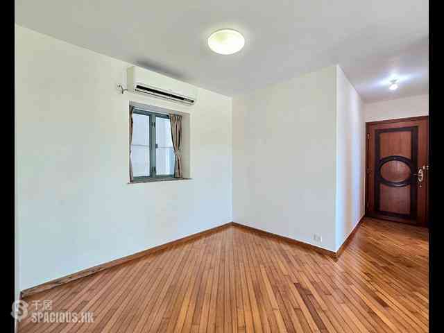 Tung Chung - Tung Chung Crescent 05