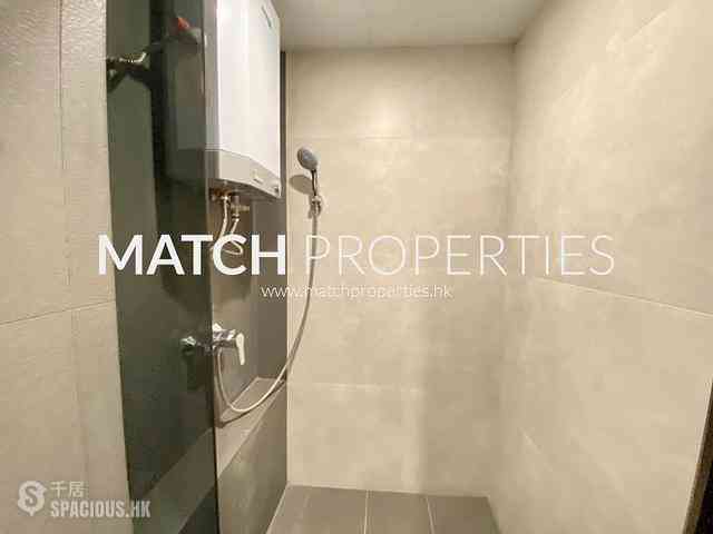 Sheung Wan - 256-258, Hollywood Road 13