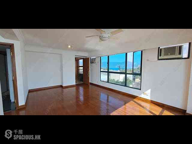 Stanley - Stanley Beach Villa 03