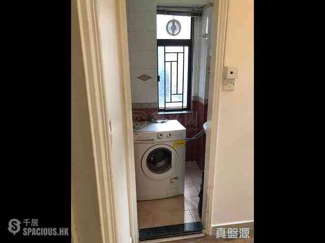 Wan Chai - Sam Yuen Mansion 07
