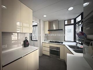 Happy Valley - Ascot Tower 06